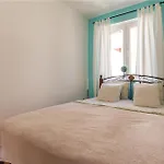 בית נופש Beautiful In Ližnjan