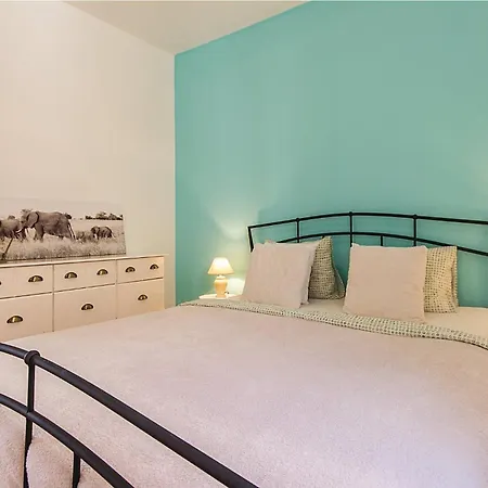 Holiday home 7 Bedroom Stunning In Liznjan